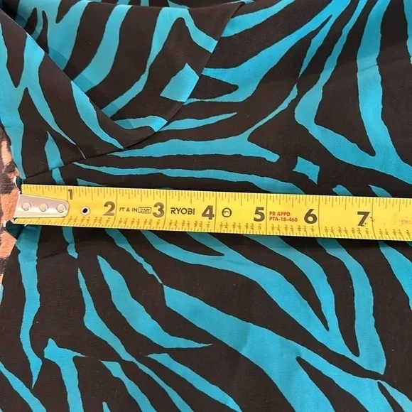 NWOT Susan Graver Teal/Black Animal Print Blouse - Picture 9 of 9